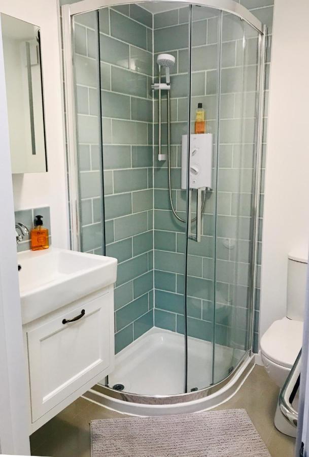 Corner House Luxury Bnb Little Dunmow Екстериор снимка