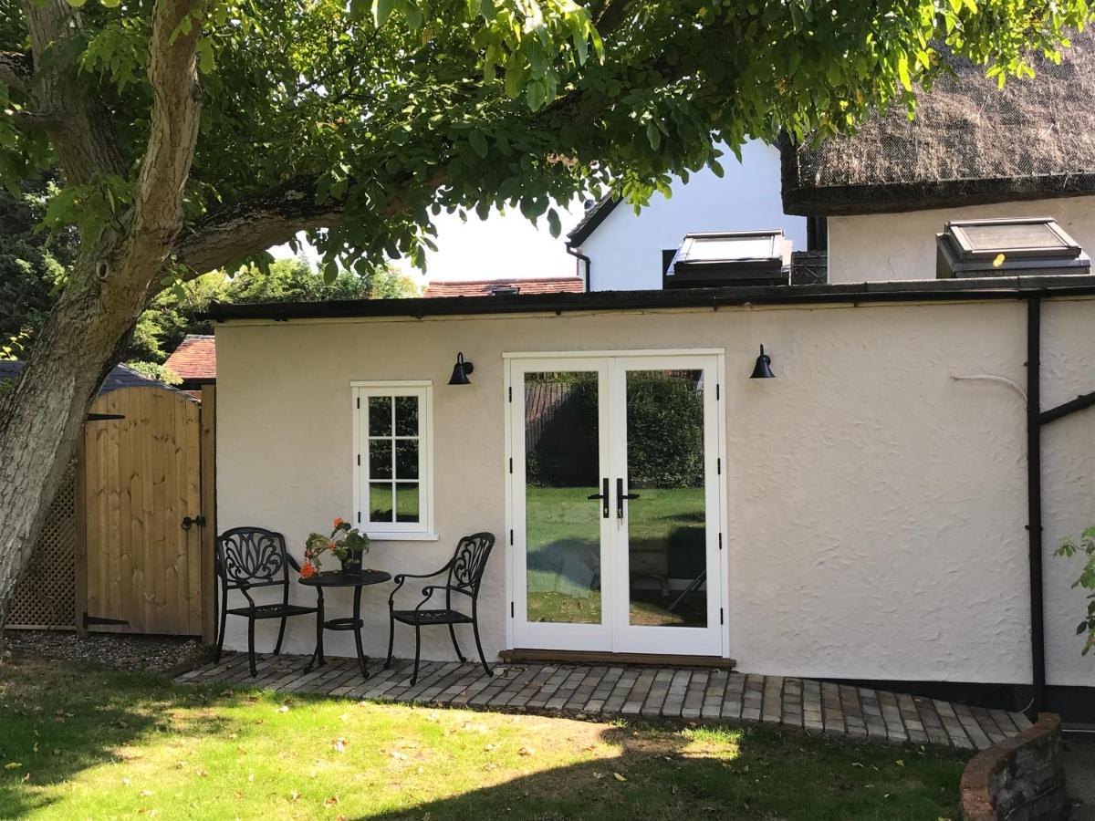 Corner House Luxury Bnb Little Dunmow Екстериор снимка